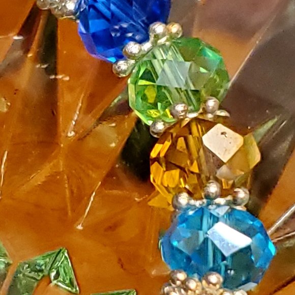 Choice of 2 beaded ladybug bracelets for girls. - Picture 7 of 8